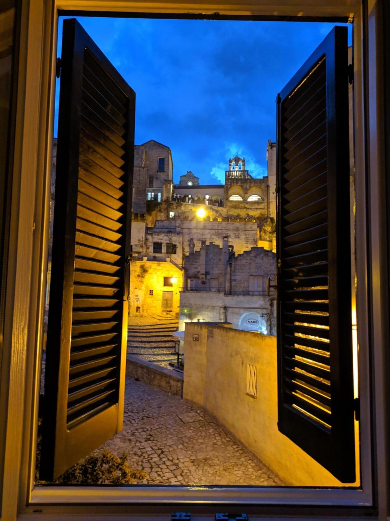 Giu Nei Sassi Apartment Matera Luaran gambar